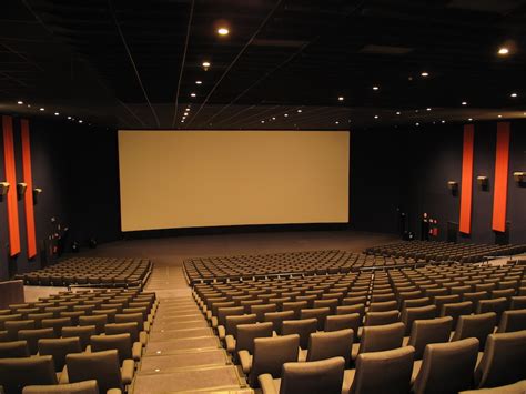 cines paterna|Cartelera Cine Kinépolis València Paterna